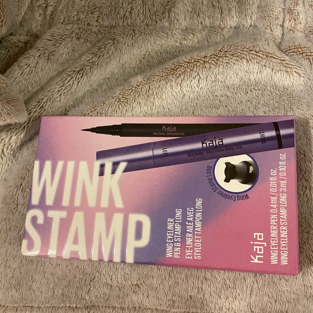 Wing eyeliner